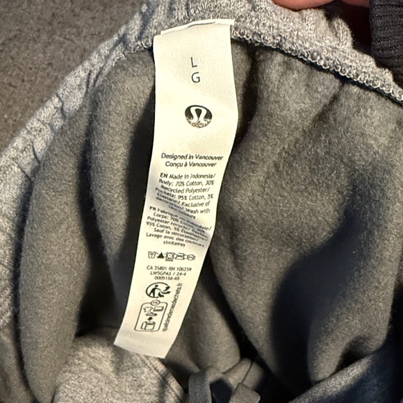 Lululemon scuba joggers, NWT, L - Picture 6 of 6